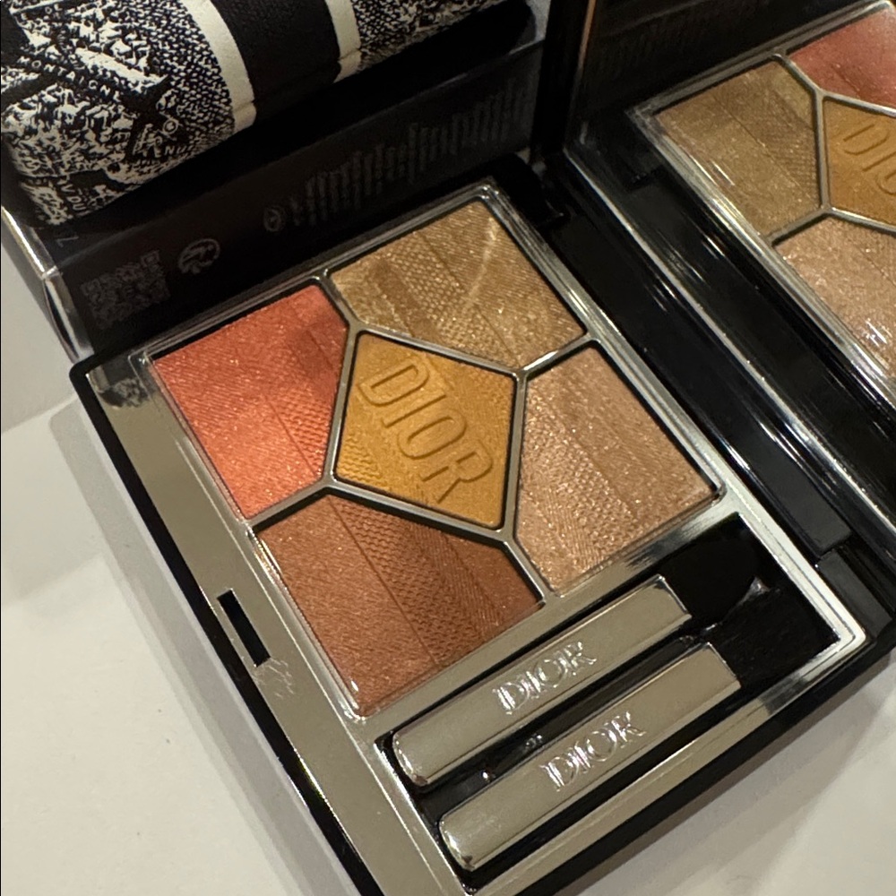 DIOR - Picture 3 of 5